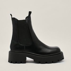 Nasty Gal Grained Faux Leather Cleated Chelsea Boot; sz 6 (Brand New)